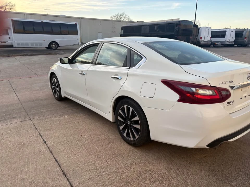 2018 Nissan Altima 5th Gen - Image 6 of 11