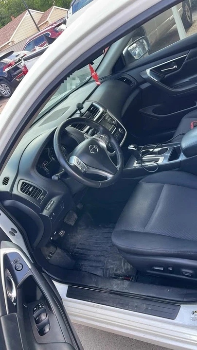 2018 Nissan Altima 5th Gen - Image 2 of 5