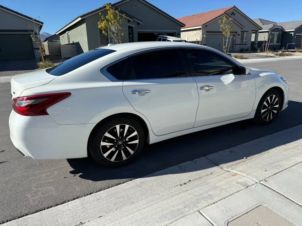 2018 Nissan Altima 5th Gen - Image 5 of 13