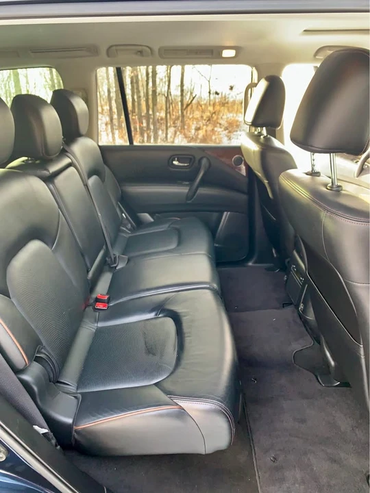 2018 Nissan Armada - Image 11 of 19
