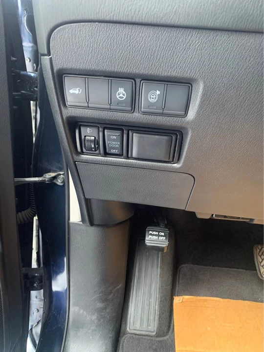 2018 Nissan Armada - Image 18 of 19