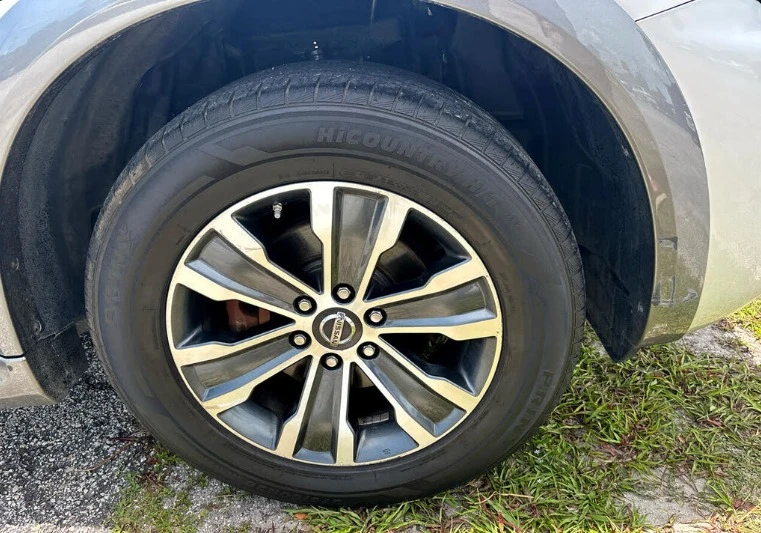 2018 Nissan Armada - Image 10 of 10