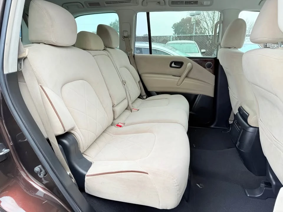 2018 Nissan Armada - Image 11 of 20