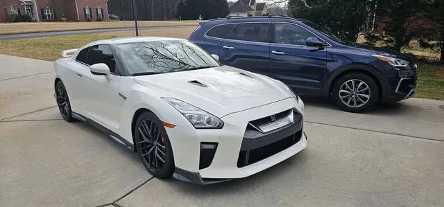 2018 Nissan GT-R Premium Coupe