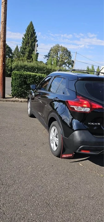 2018 Nissan Kicks - Image 3 of 12