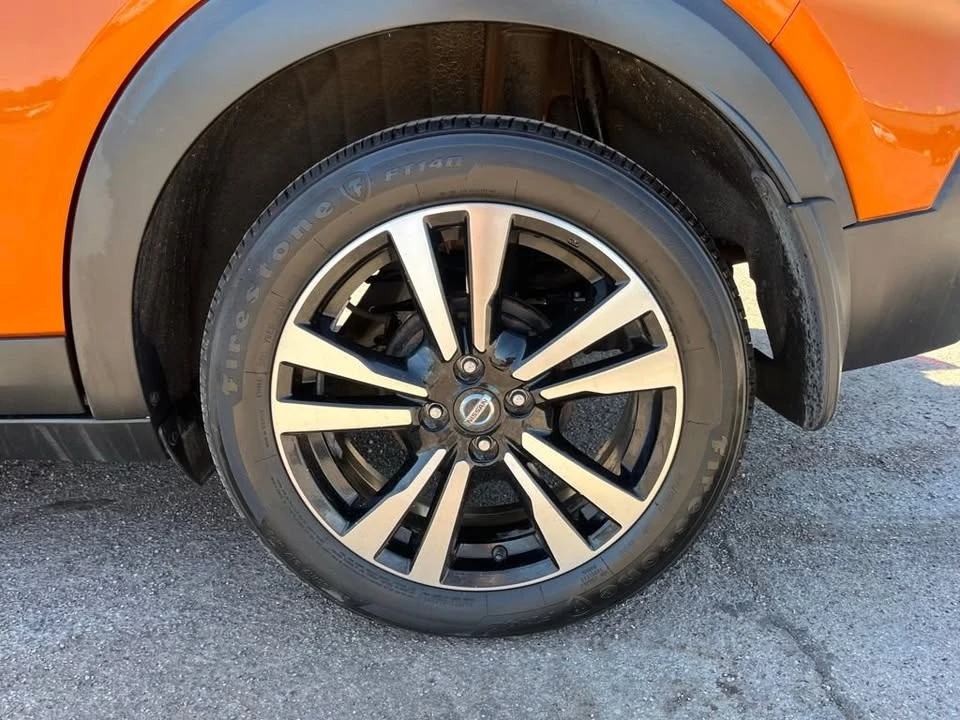 2018 Nissan Kicks - Image 10 of 18