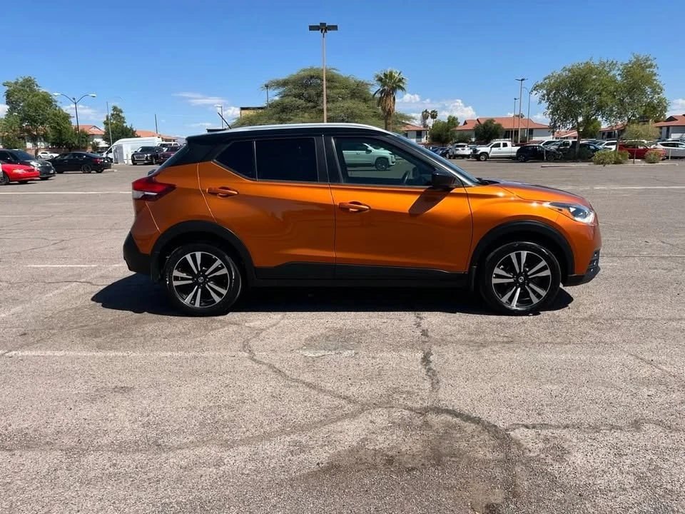 2018 Nissan Kicks - Image 9 of 18