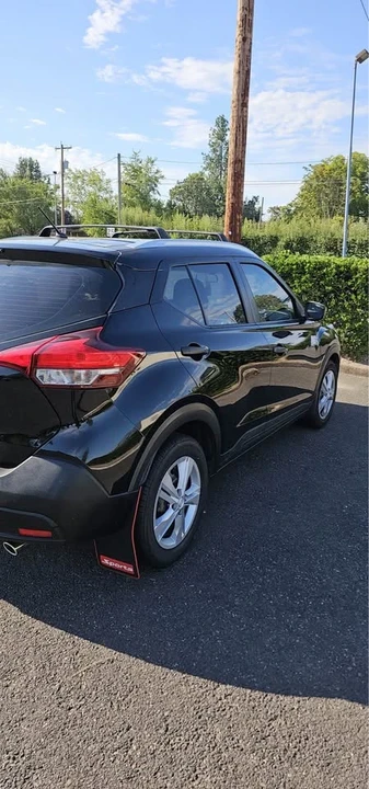 2018 Nissan Kicks - Image 2 of 12