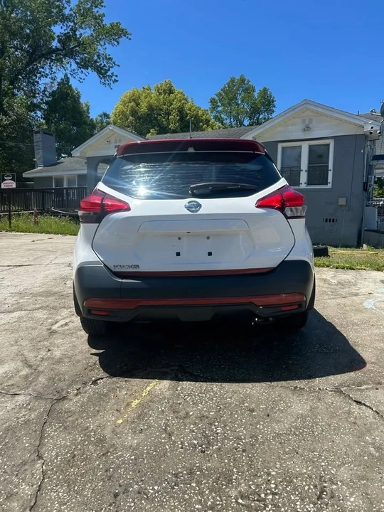 2018 Nissan Kicks - Image 4 of 9