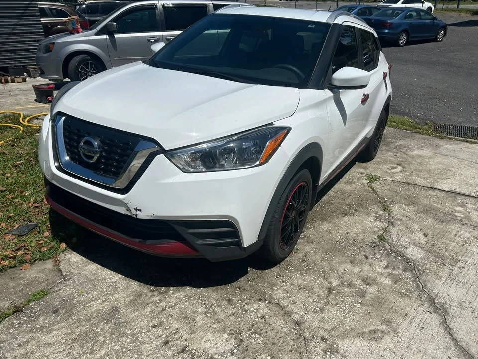 2018 Nissan Kicks - Image 2 of 9