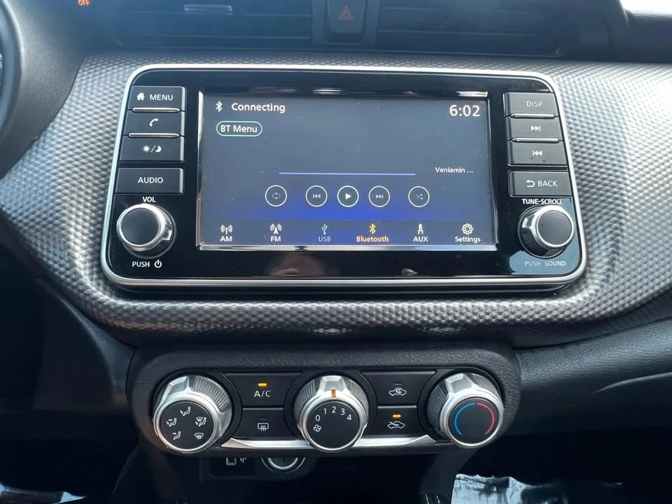 2018 Nissan Kicks - Image 11 of 20
