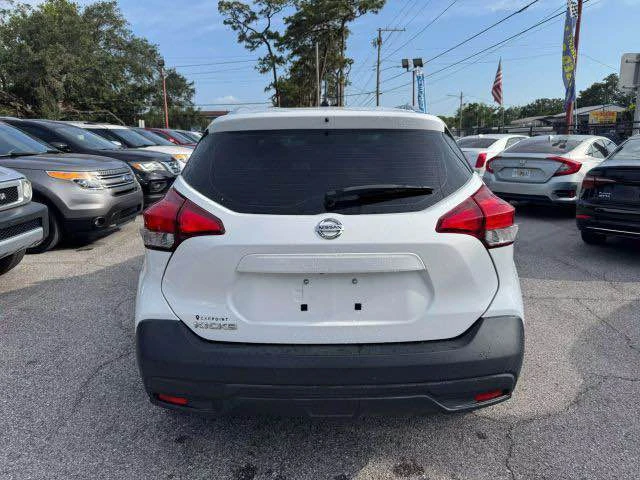 2018 Nissan Kicks - Image 3 of 11