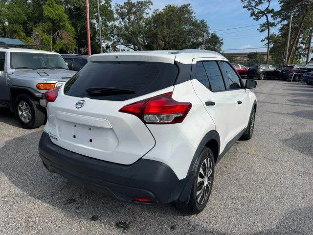 2018 Nissan Kicks - Image 4 of 11