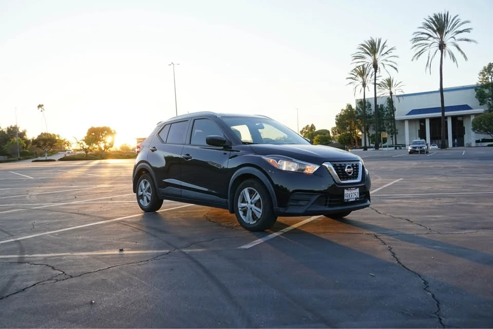 2018 Nissan Kicks - Image 3 of 17