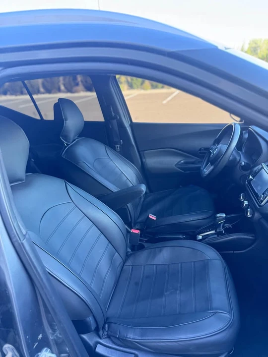 2018 Nissan Kicks - Image 8 of 16