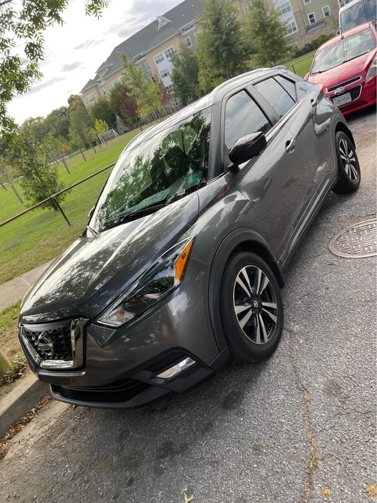 2018 Nissan Kicks - Image 11 of 17