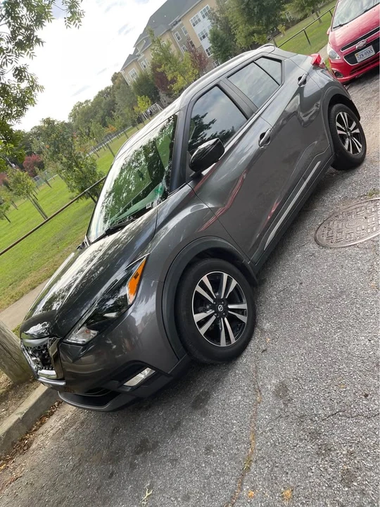 2018 Nissan Kicks - Image 10 of 17