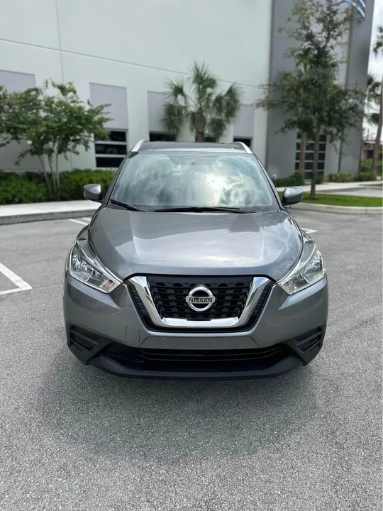 2018 Nissan Kicks - Image 8 of 20