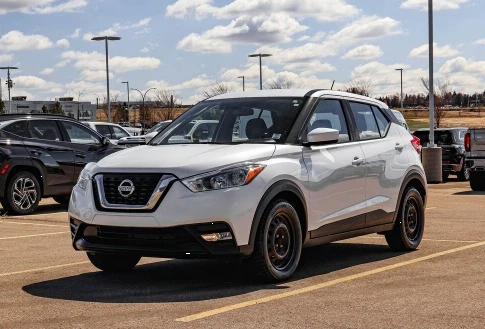 2018 Nissan Kicks - Image 2 of 9