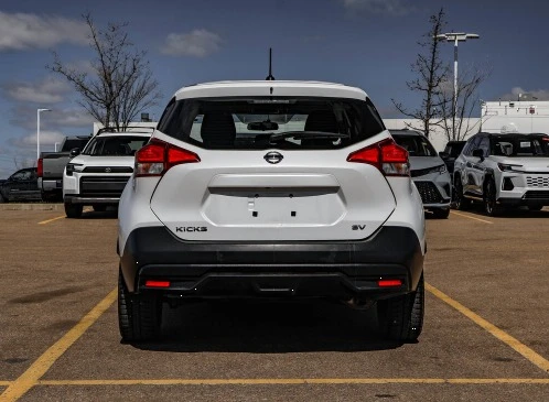 2018 Nissan Kicks - Image 6 of 9