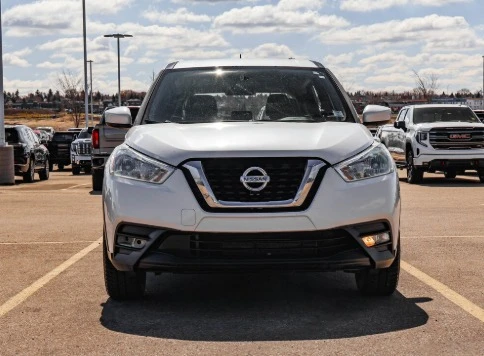 2018 Nissan Kicks - Image 2 of 8
