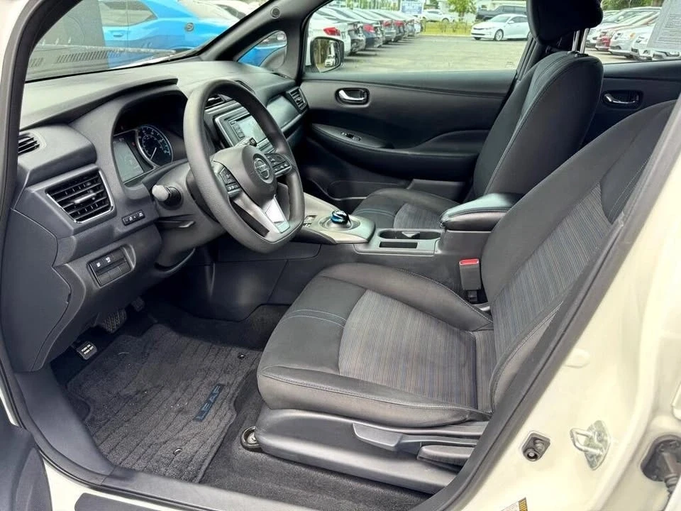 2018 Nissan Leaf - Image 7 of 13