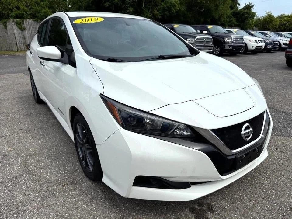 2018 Nissan Leaf - Image 3 of 13
