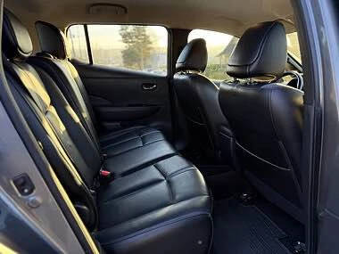 2018 Nissan Leaf - Image 19 of 20