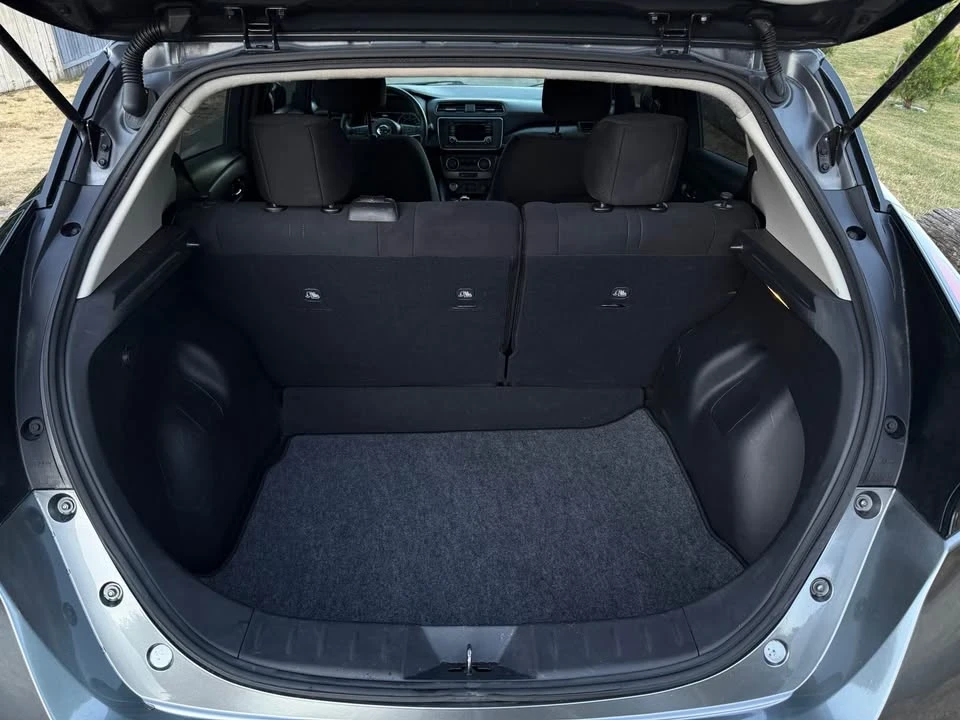 2018 Nissan Leaf - Image 7 of 11