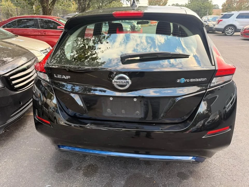 2018 Nissan Leaf - Image 8 of 8