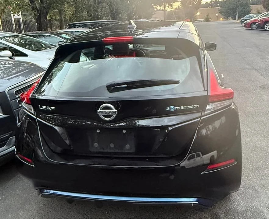 2018 Nissan Leaf - Image 3 of 7