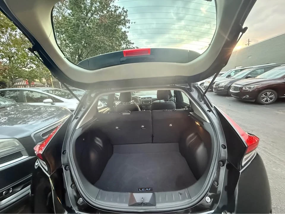 2018 Nissan Leaf - Image 4 of 7