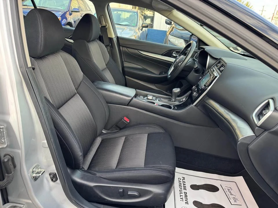 2018 Nissan Maxima 8th Gen - Image 10 of 20