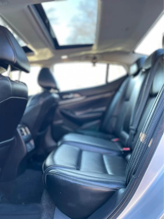 2018 Nissan Maxima 8th Gen - Image 11 of 20