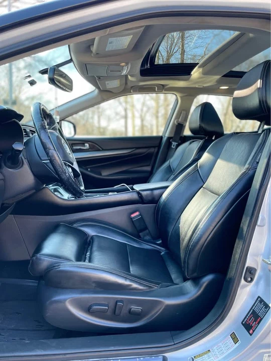 2018 Nissan Maxima 8th Gen - Image 15 of 20