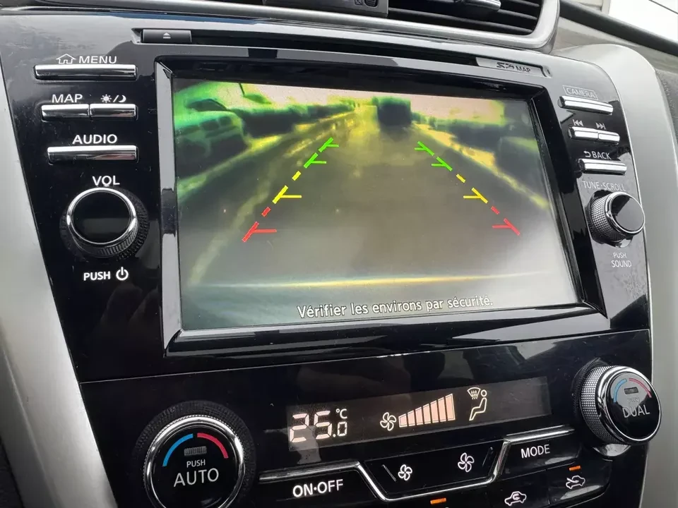 2018 Nissan Murano 3rd Gen - Image 11 of 20