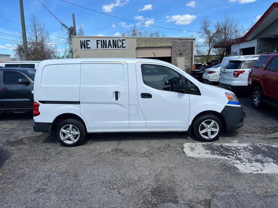 2018 Nissan NV - Image 4 of 11