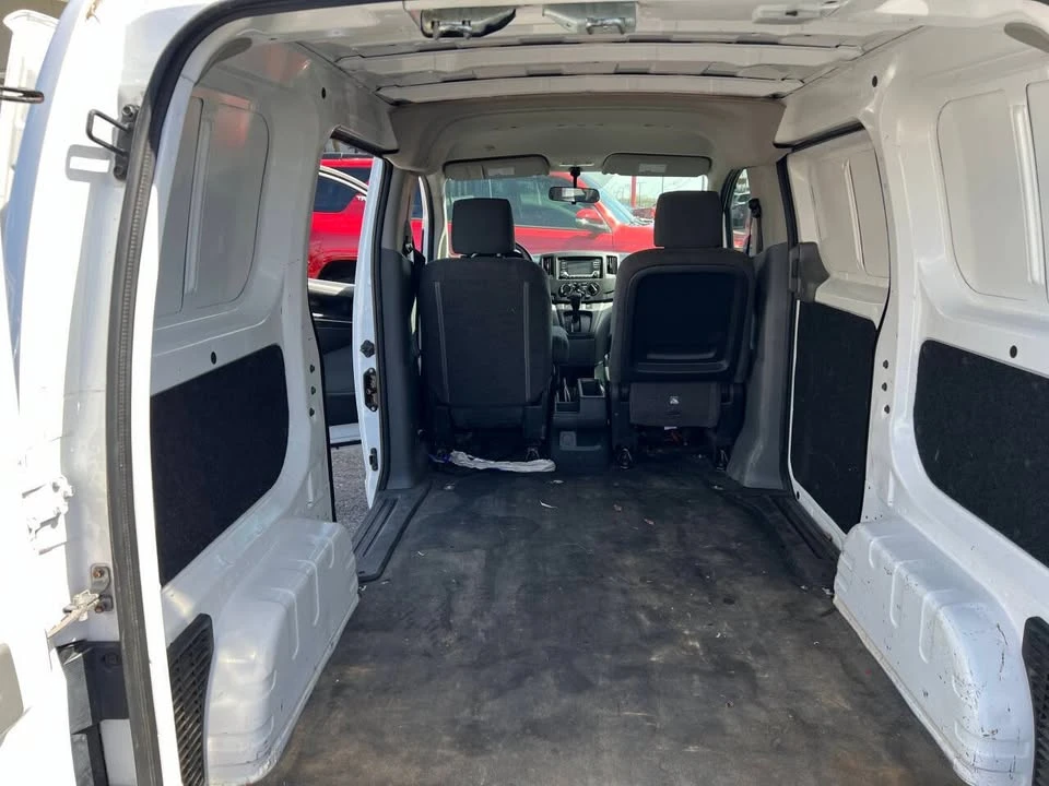 2018 Nissan NV - Image 8 of 11