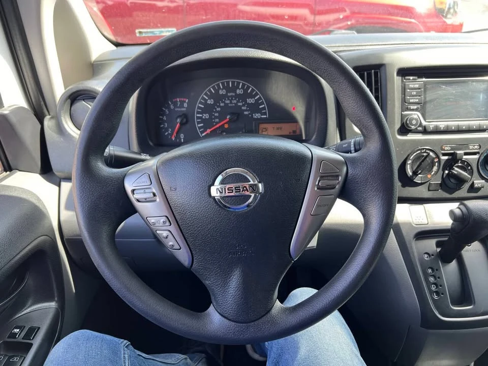 2018 Nissan NV - Image 9 of 11