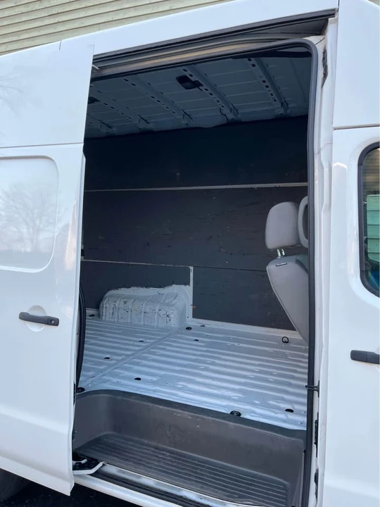 2018 Nissan NV2500 - Image 12 of 16