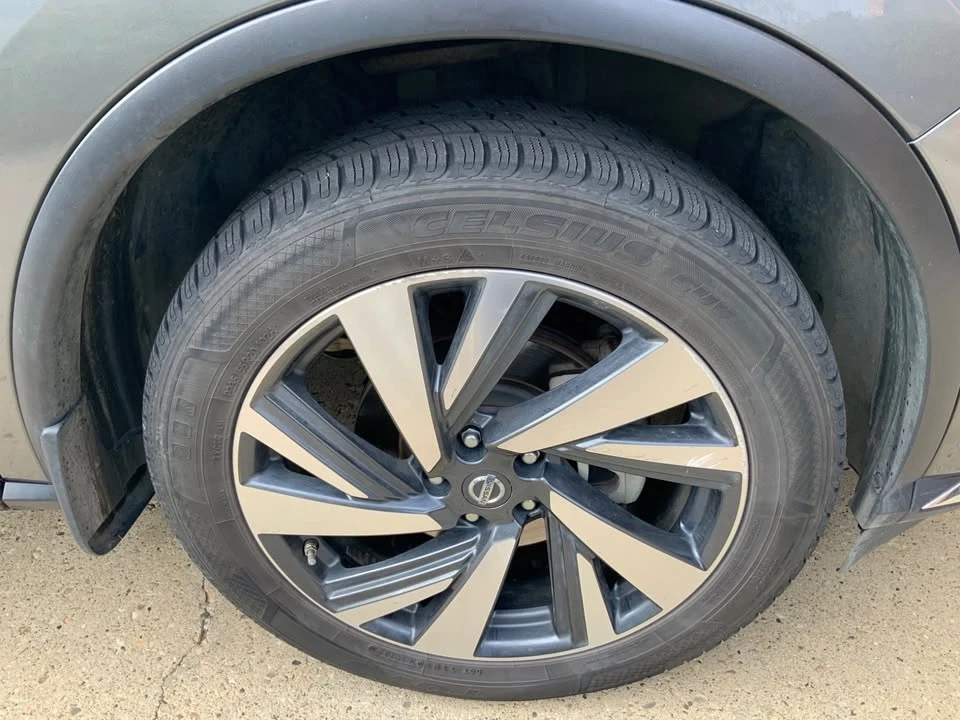 2018 Nissan Armada - Image 4 of 5