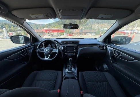 2018 Nissan Rogue - Image 8 of 8