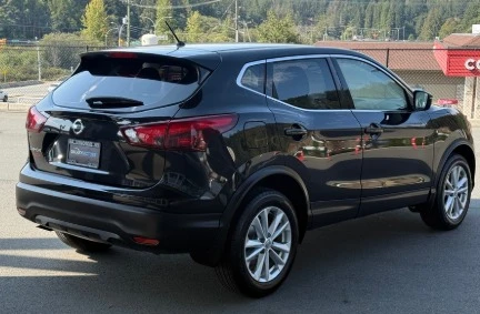 2018 Nissan Rogue - Image 3 of 8