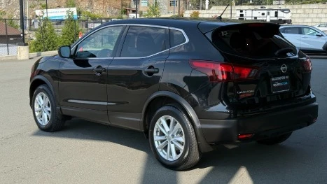 2018 Nissan Rogue - Image 4 of 8