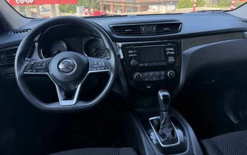 2018 Nissan Rogue - Image 6 of 8