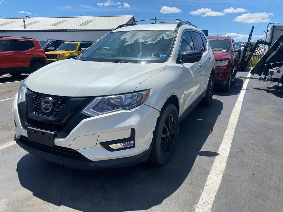 2018 Nissan Rogue - Image 3 of 11