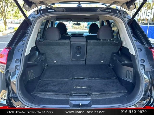 2018 Nissan Rogue - Image 11 of 19