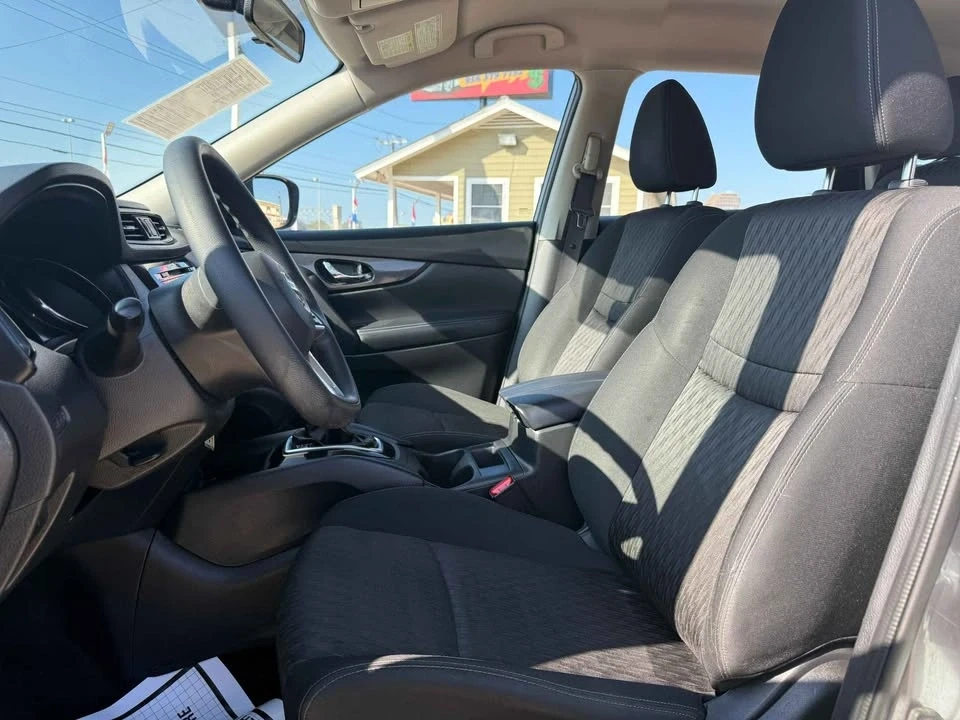 2018 Nissan Rogue - Image 6 of 7
