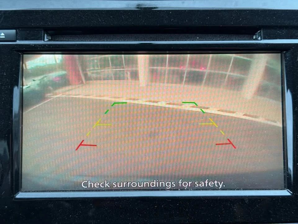 2018 Nissan Rogue - Image 15 of 16