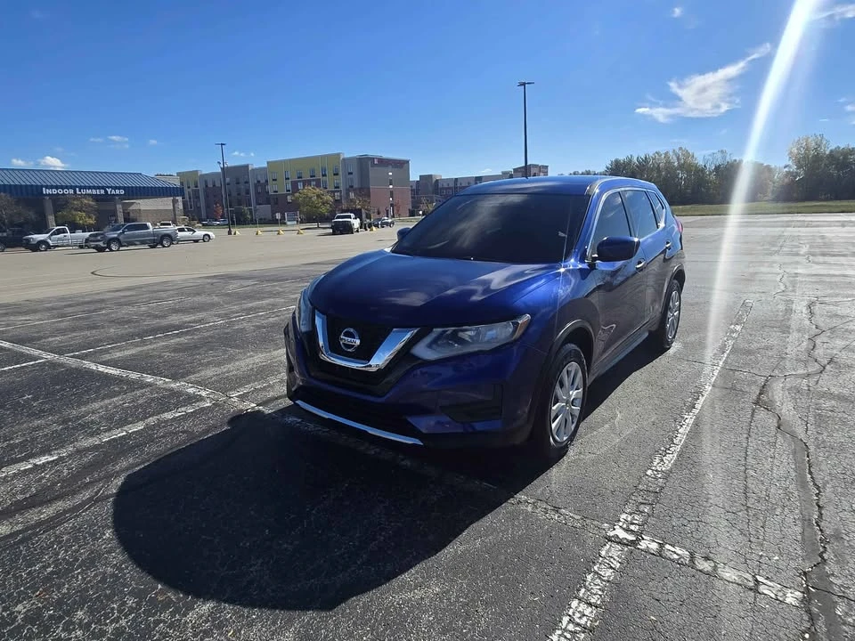 2018 Nissan Rogue - Image 3 of 9